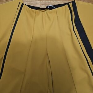 Zara Trafaluc Black and Yellow Skirt